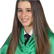 Profesora y monitora deportiva con experiencia en dicho sector tanto con niños como adultos